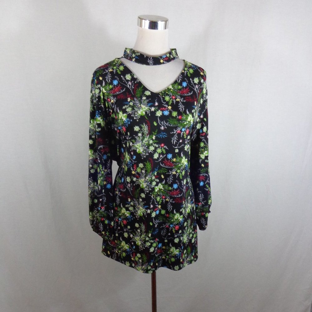 Simply Emma 2X Gigi neckband top floral print Cute!